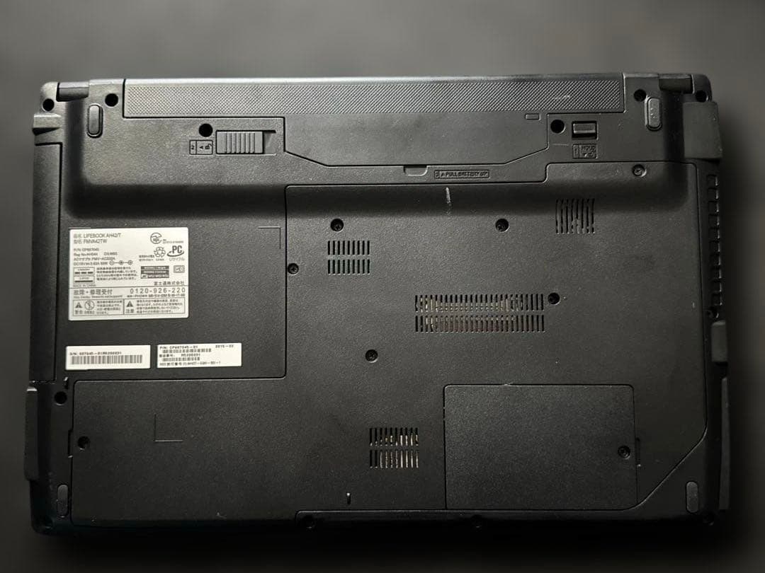 Fujitsu FMV LIFEBOOK AH42 ノートPC office有り