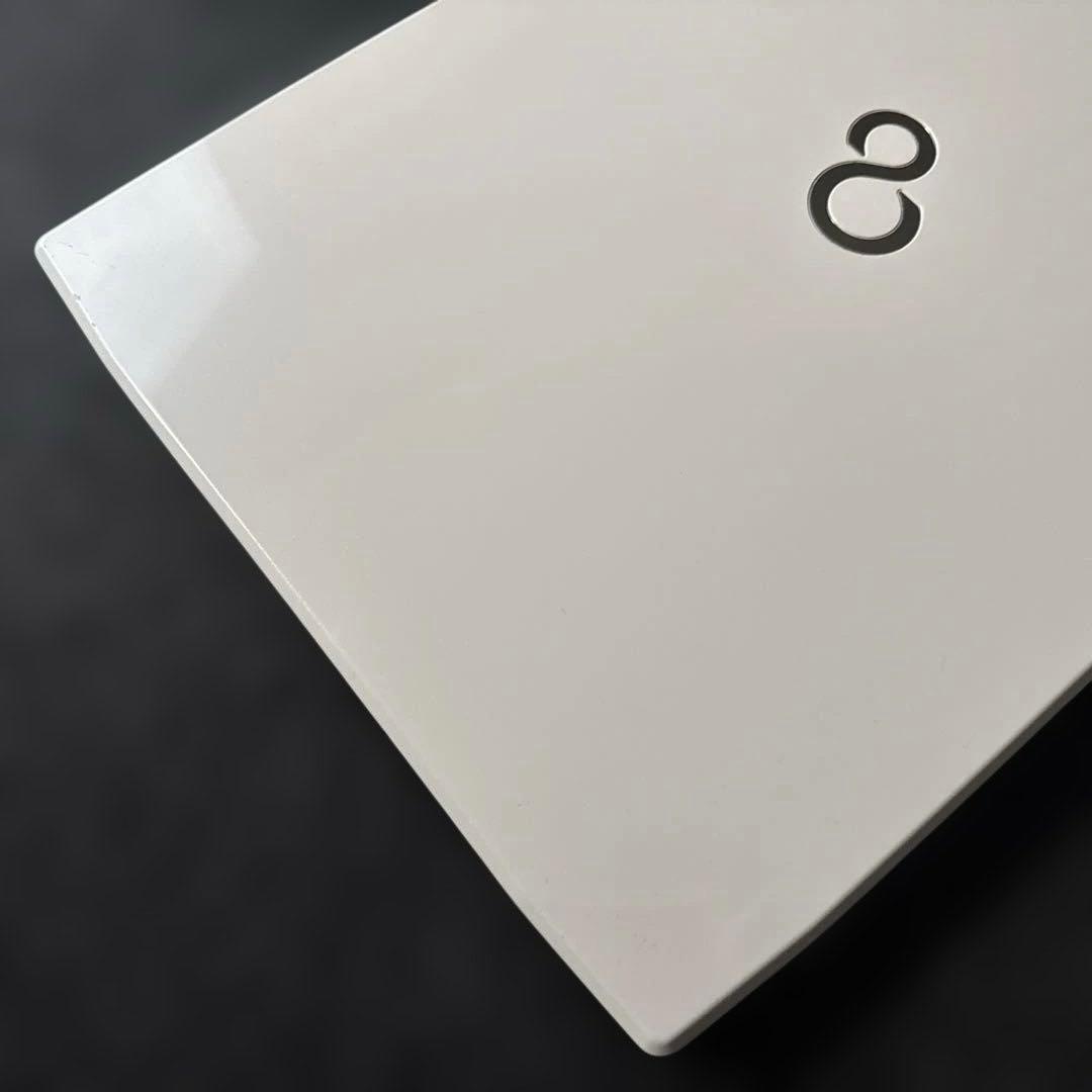 Fujitsu FMV LIFEBOOK AH42 ノートPC office有り