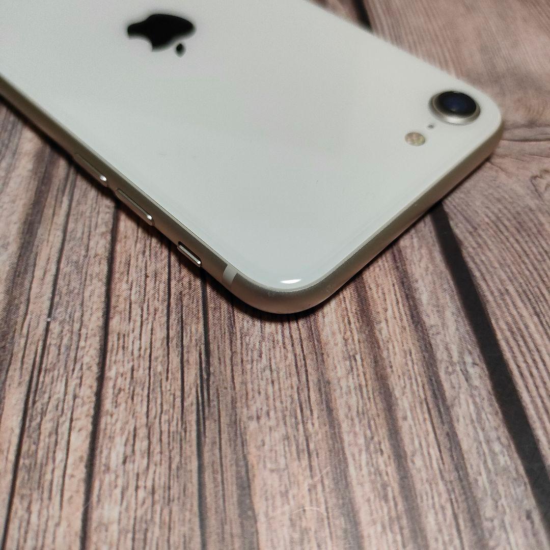 iPhone SE 第3世代 64GB バッテリー96%
