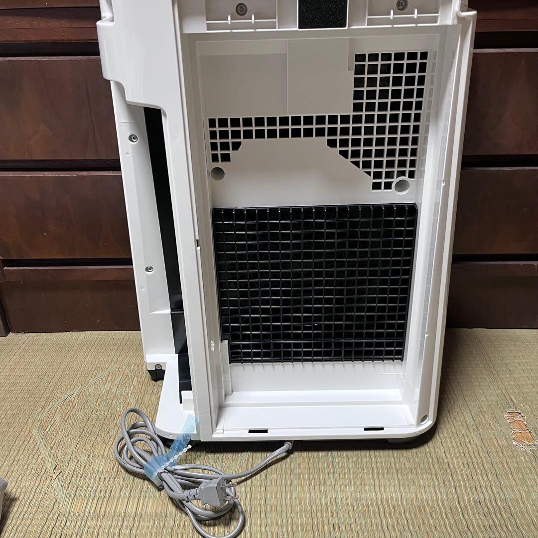 美品2021年製 SHARP 加湿空気清浄機 KC-F70-W フィルター交換済