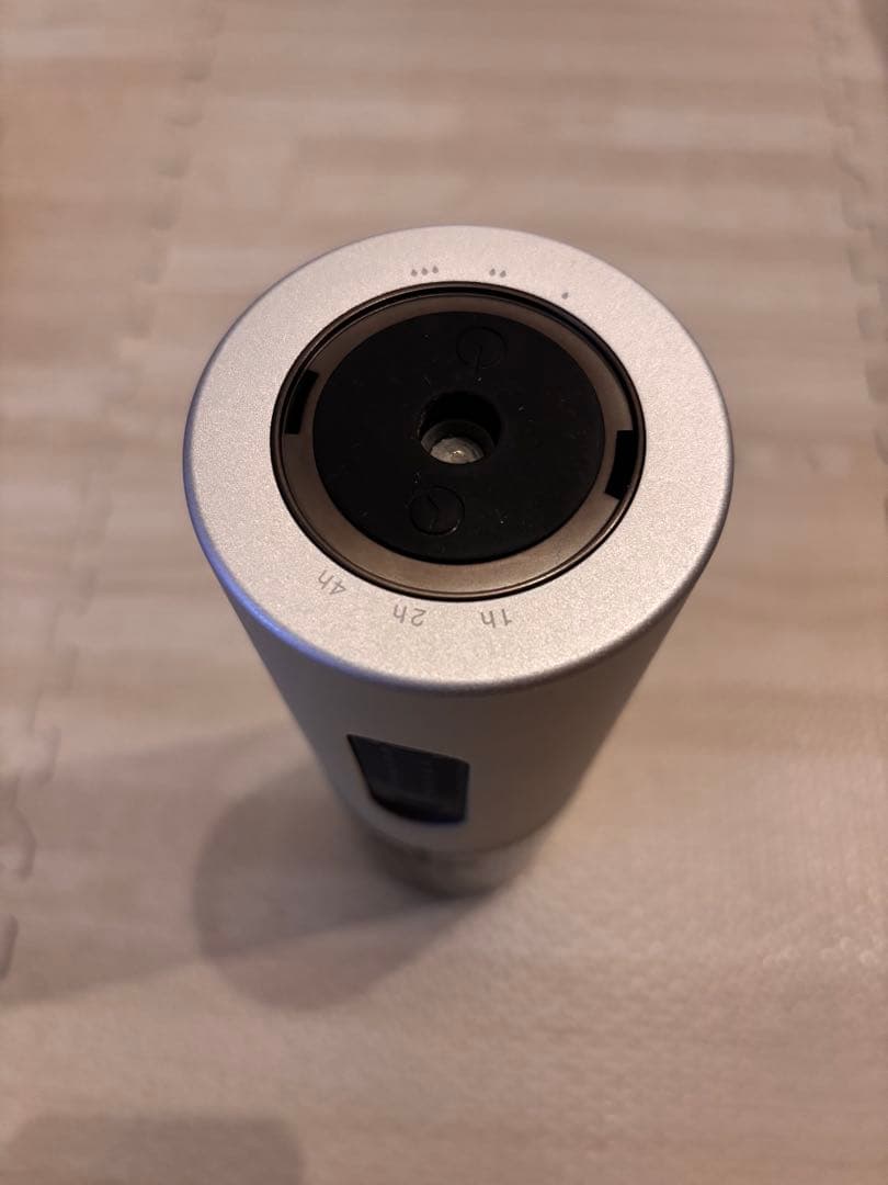 cado ポータブル加湿器