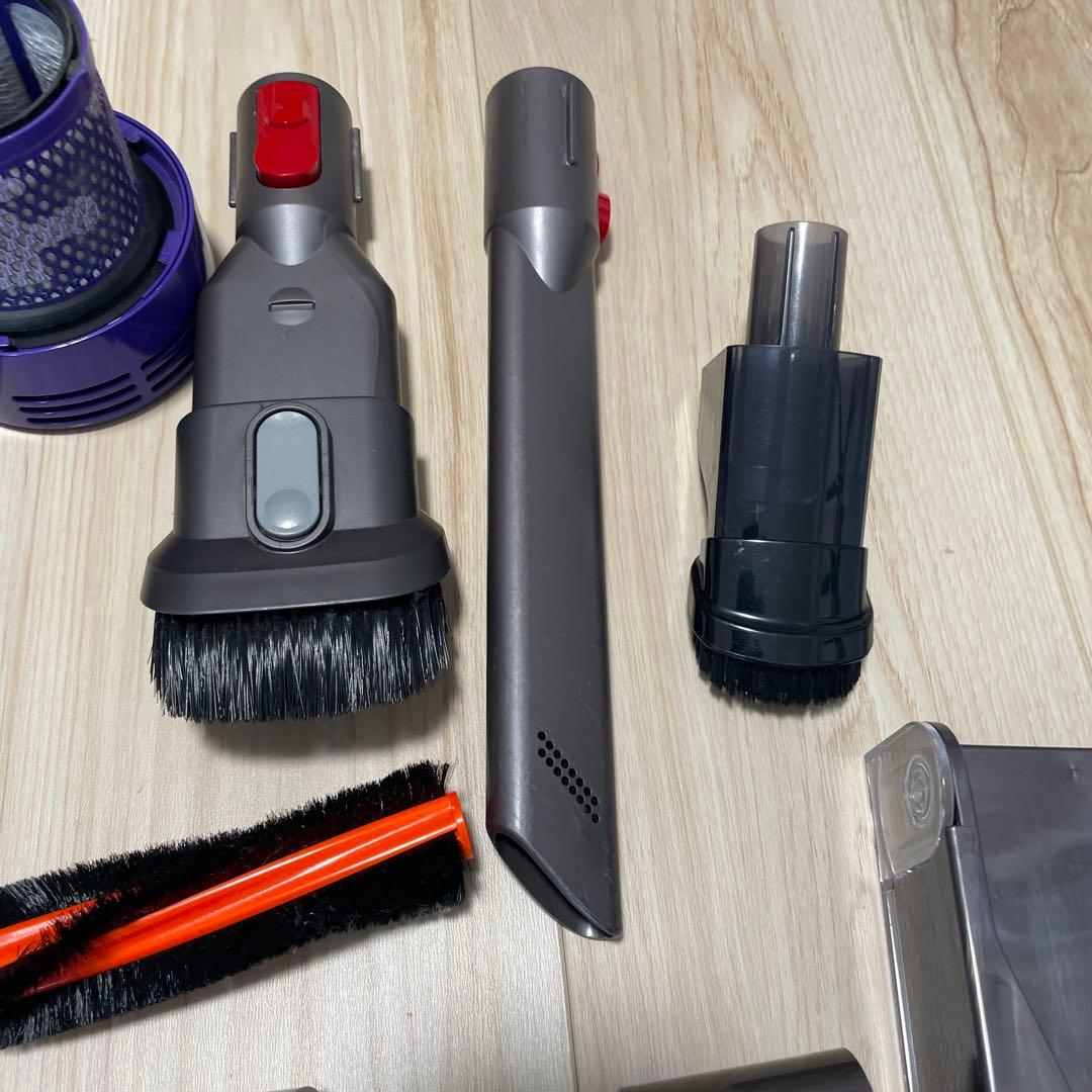 ダイソン純正掃除機　部品　バッテリー　モニターヘッド　隙間ノズルなど【説明書付】