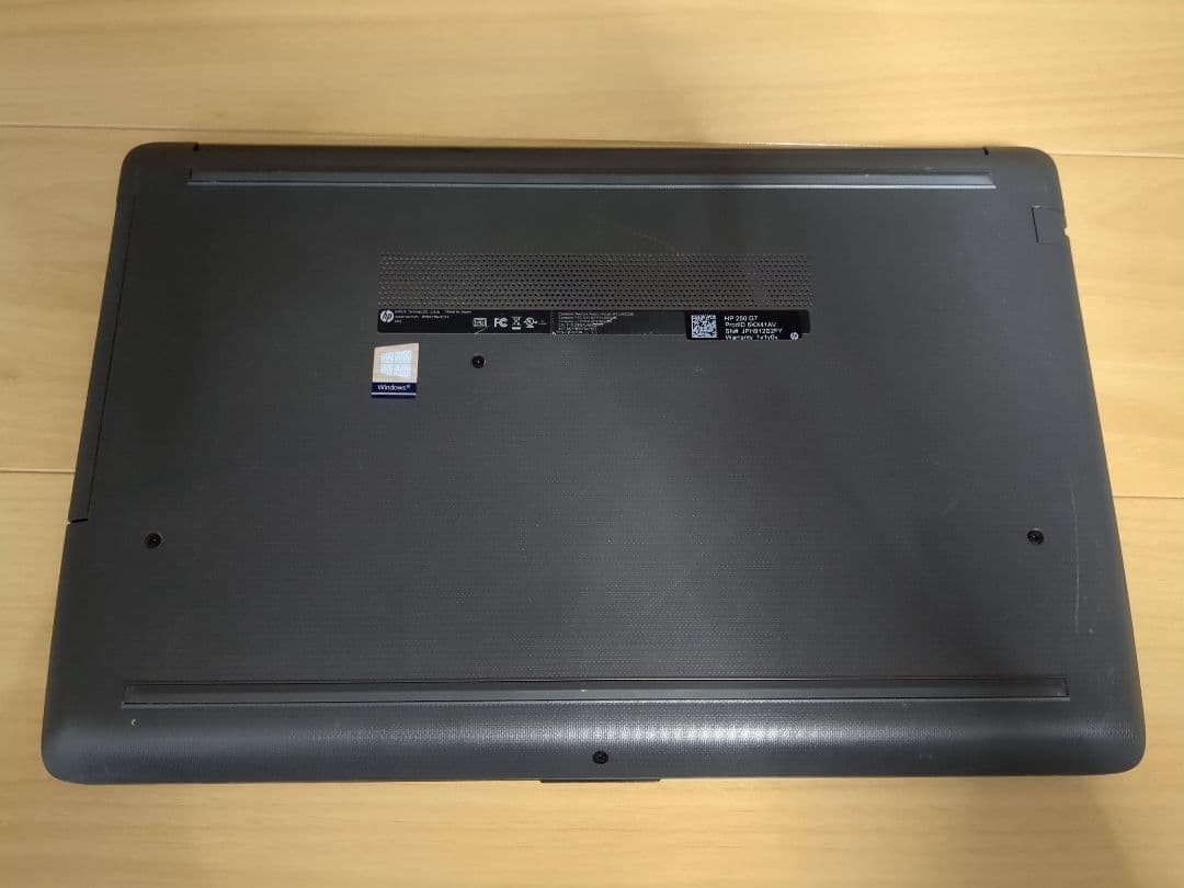 ③ジャンク HP 250 G7 core i5-8265U メモリストレージ無し