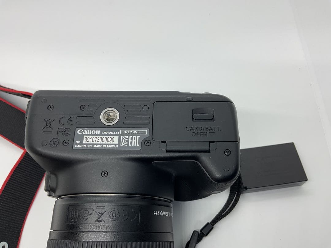 Canon EOS Kiss X7 ダブルレンズセット EF-S 18-55mm