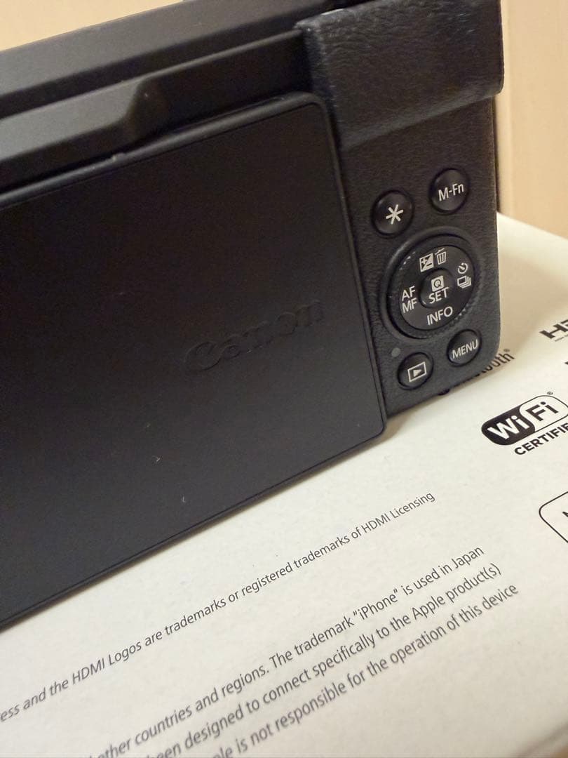 【新同品】Canon Vlogカメラ PowerShot V1