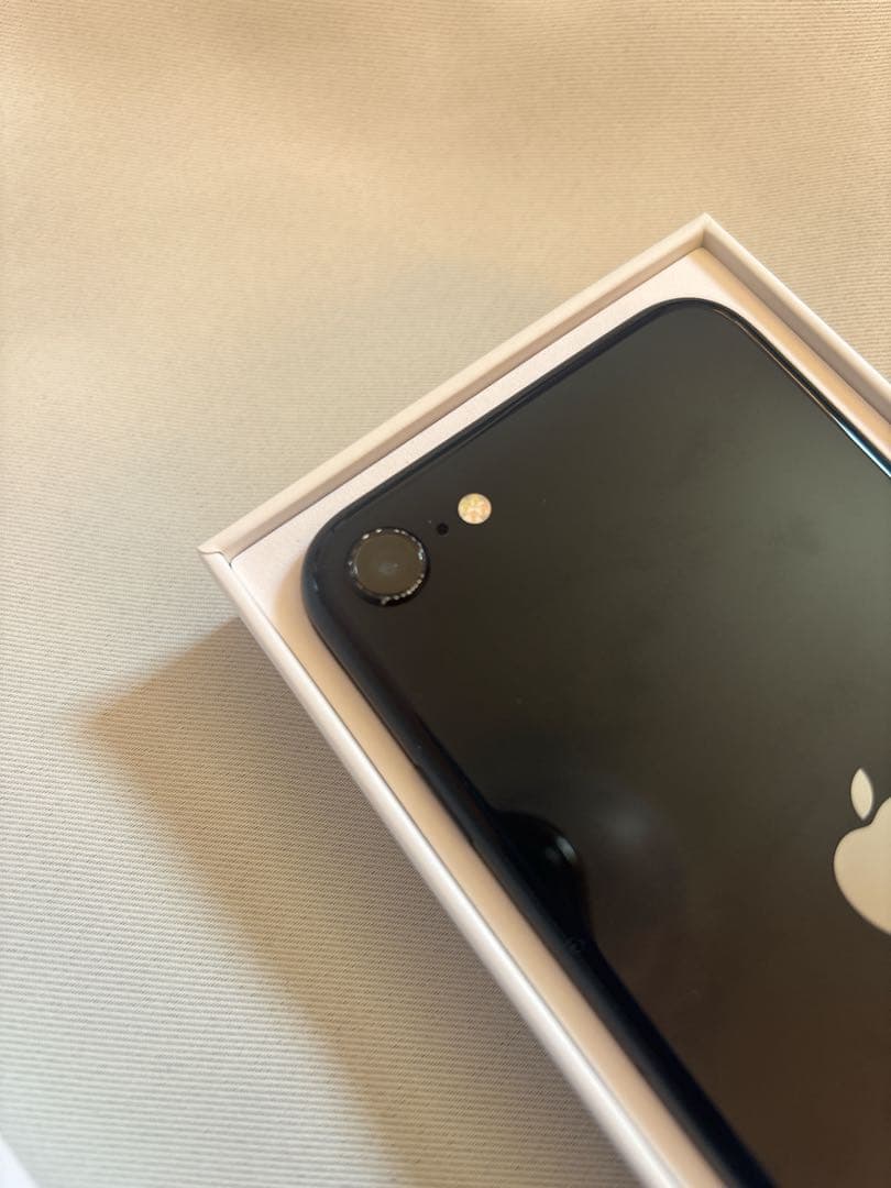 iPhone SE(第3世代) 64GB 88% SIMフリーApple