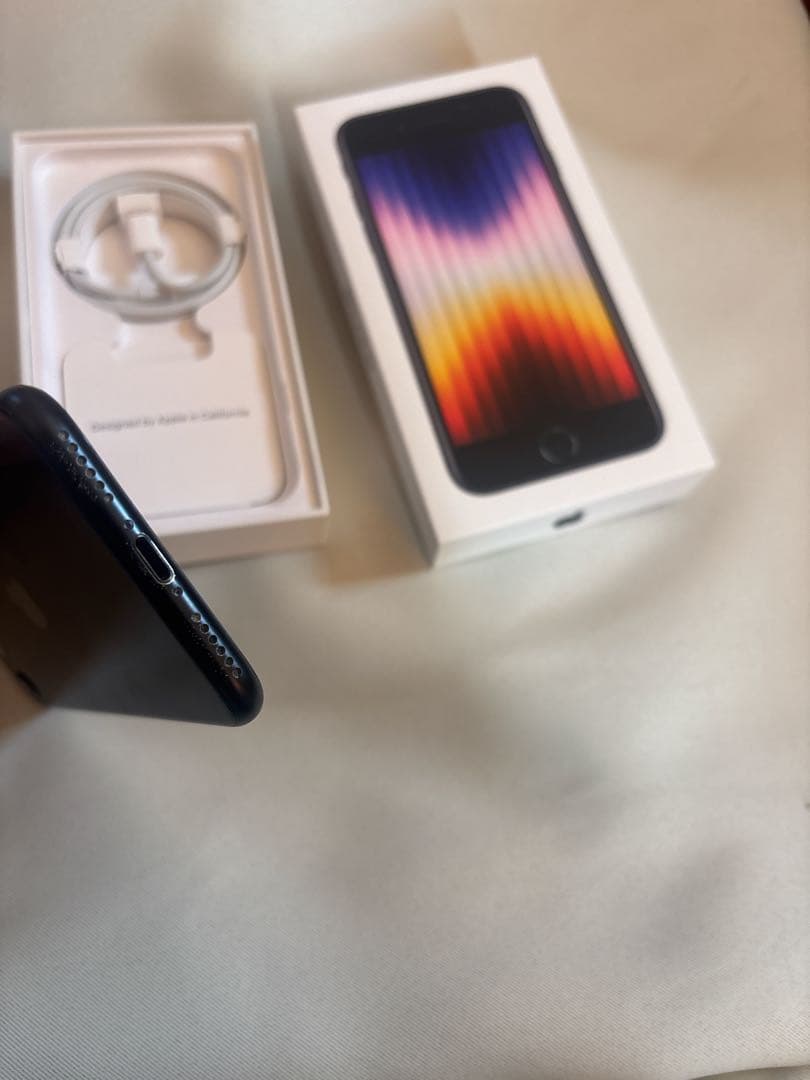 iPhone SE(第3世代) 64GB 88% SIMフリーApple