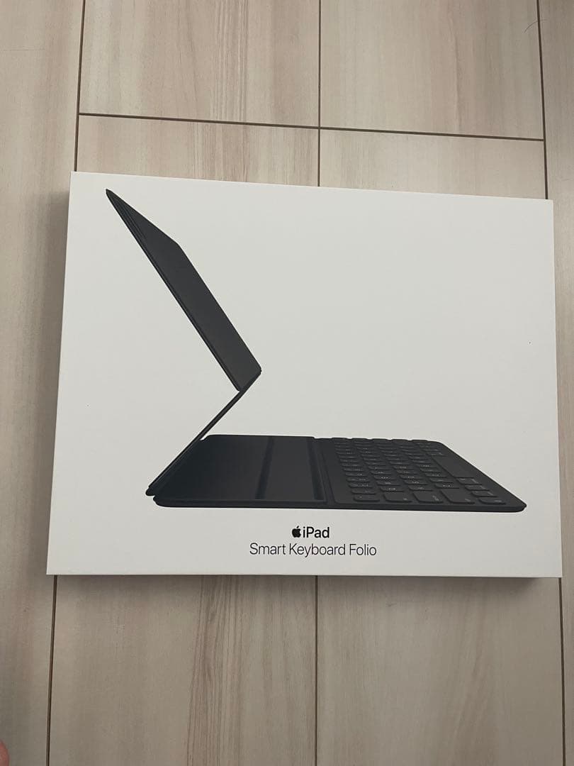 【極美品】iPad Pro 12.9 128GB Smart Keyboard付