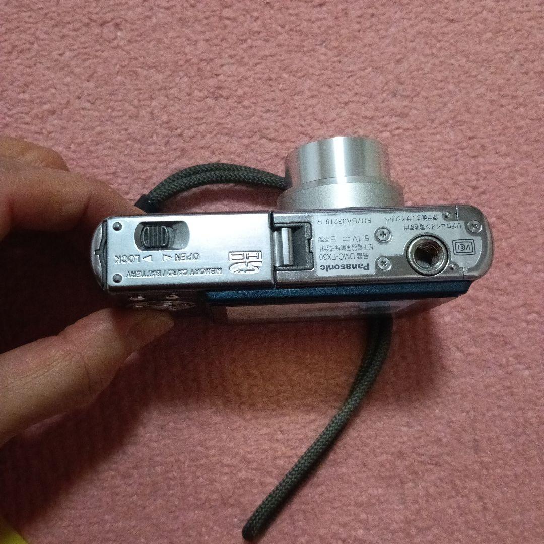 Panasonic LUMIX DMC-FX30 コンパクトデジカメ　電池なし
