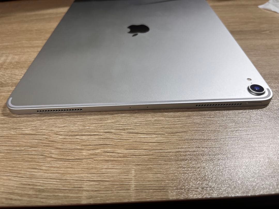 【美品】彼女のiPadpro12.9第三世代256GB 即日発送
