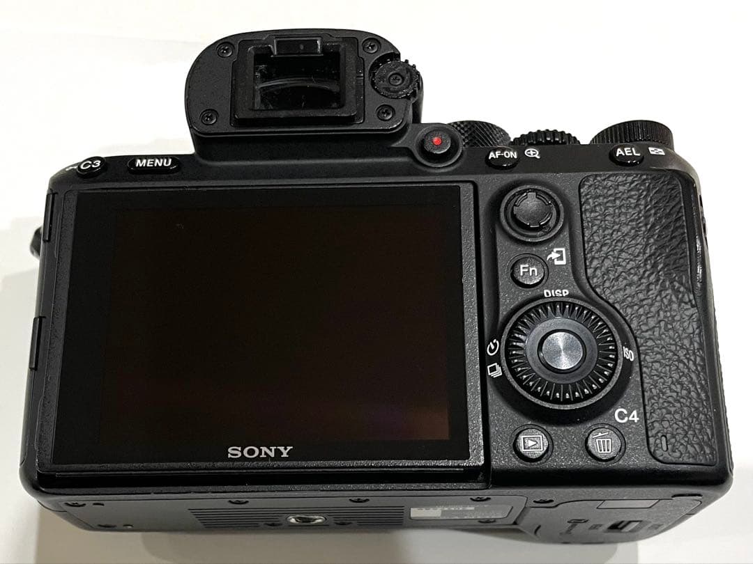 SONY α7R III {明日3/31日pm6:00までタイムセール}