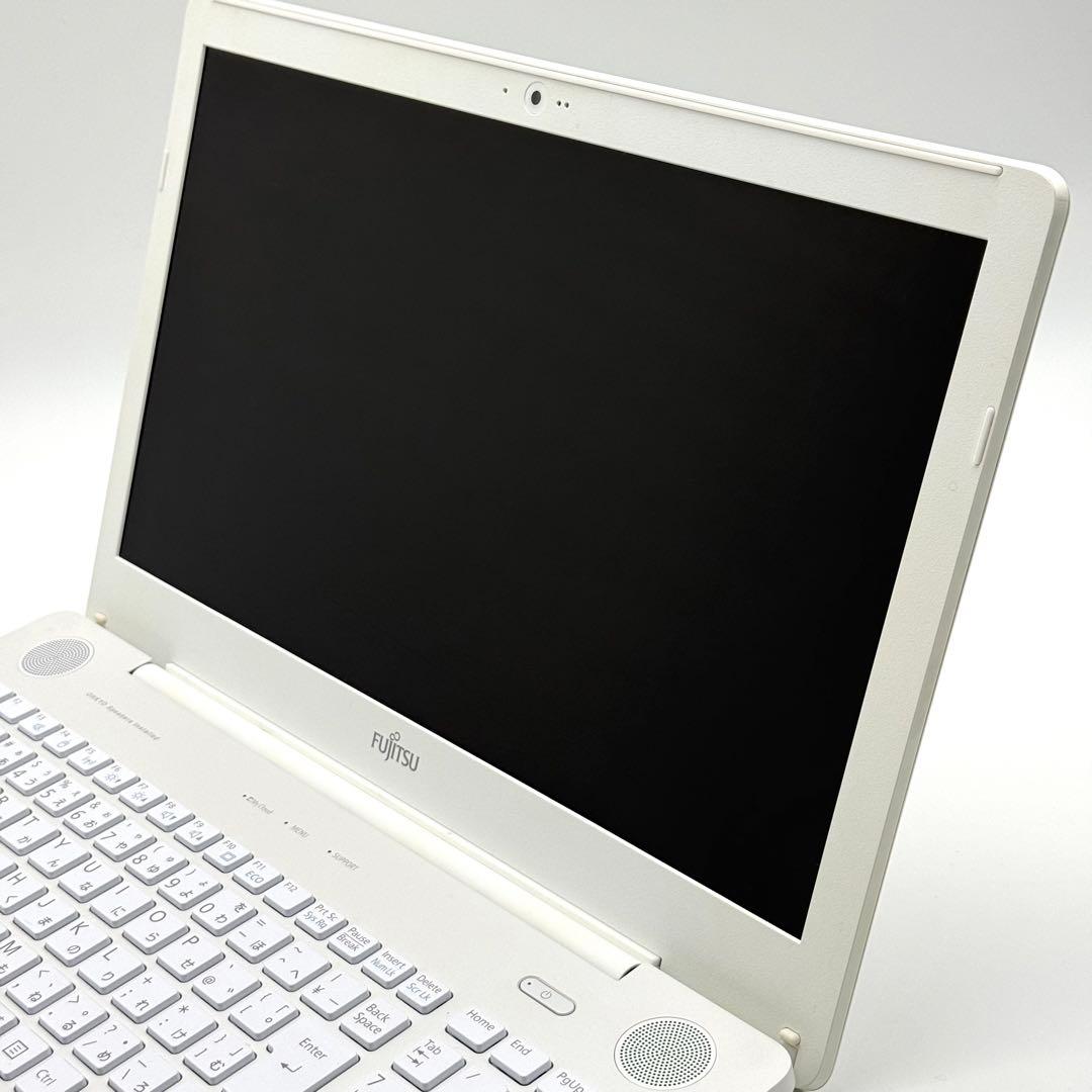 美品 富士通ノートパソコン i7 16GB 新品SSD512 DVD 高速起動