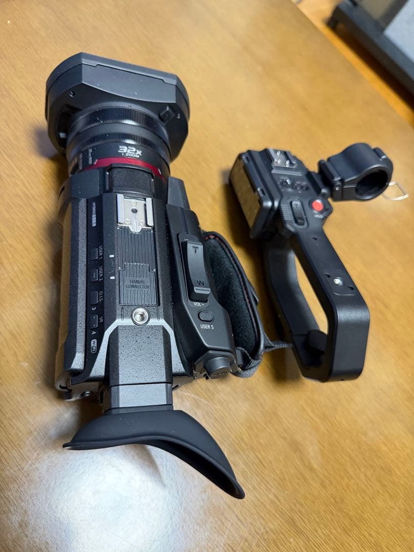 Panasonic 4K 業務用ビデオカメラ　HC-X2100