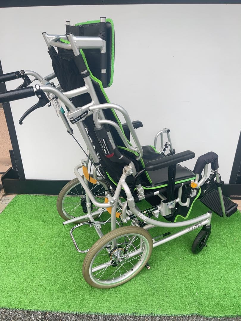 次世代型リクライニング車椅子MiKi【ネクストローラー】