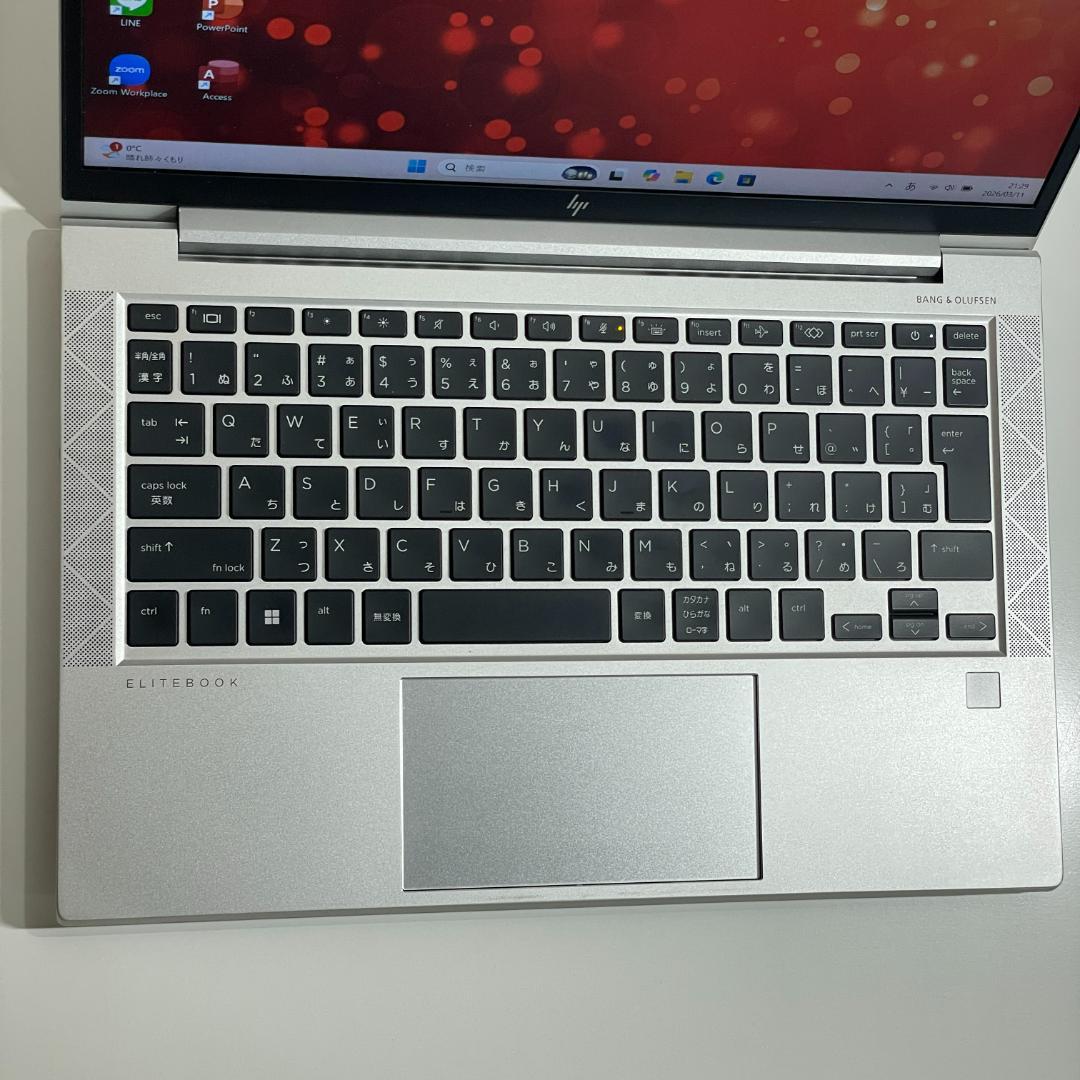 第11世代 i7 HP EliteBook 830 G8 ノートPC 薄型 軽量