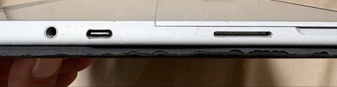 Microsoft Surface Go（2018）8GB / 128GB箱あり