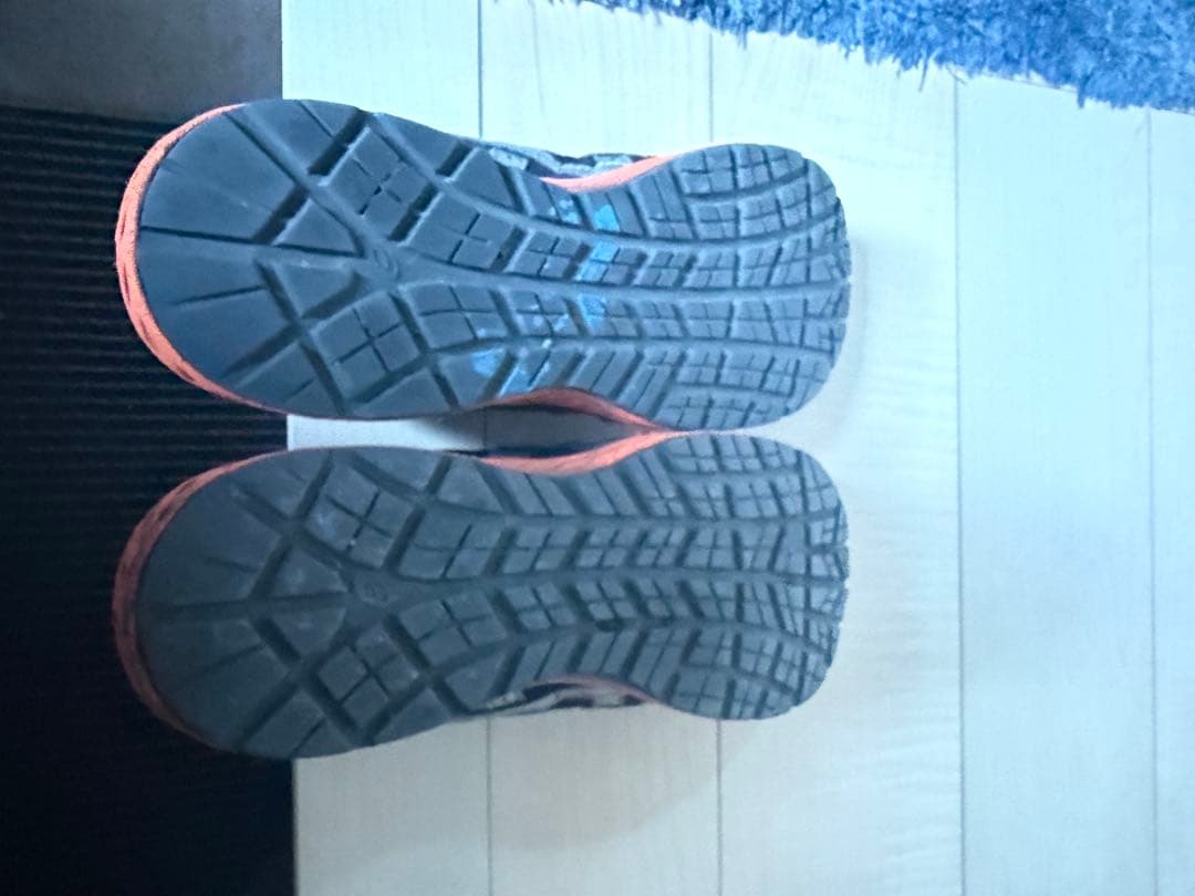 ASICS 安全靴 ブラック/オレンジ　箱あり