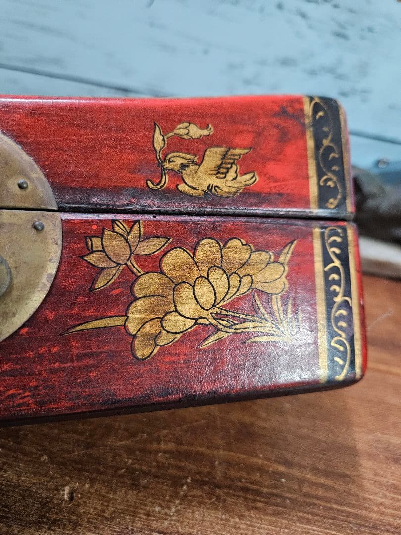 中国アンティーク 古い木製の枕箱 色絵 漆塗 首飾箱 Vintage