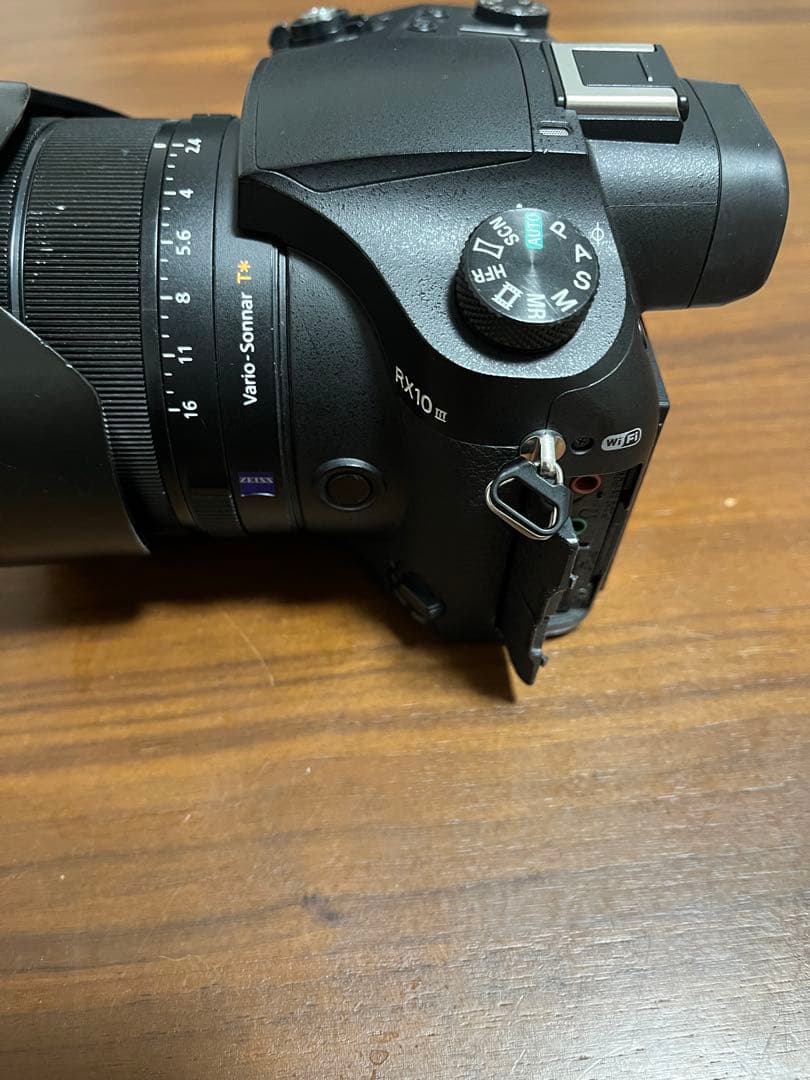 DSC-RX10M3 24〜600 バッテリー3個付