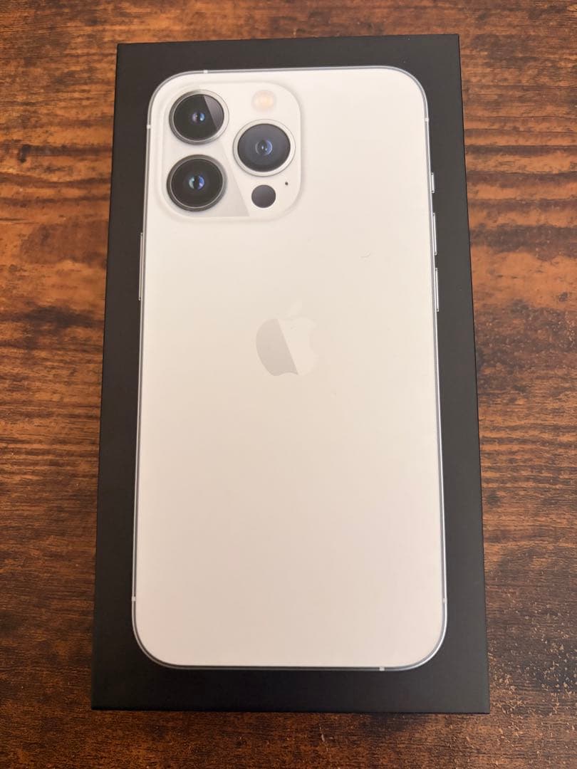 iPhone13 ProMAX 128GB シルバー 純正ケース付属