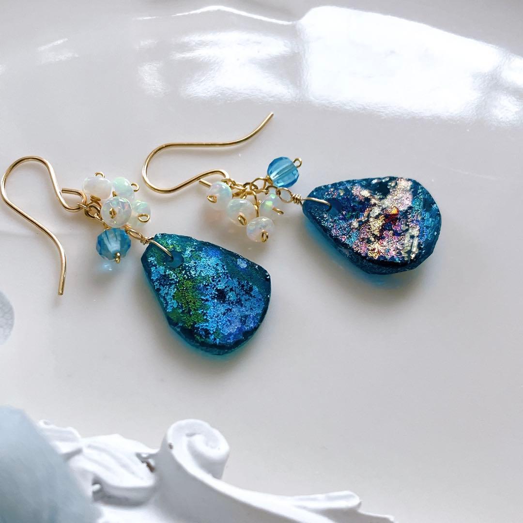Kaya◆希少✧ローマングラス×スイスブルートパーズピアス✧オパール