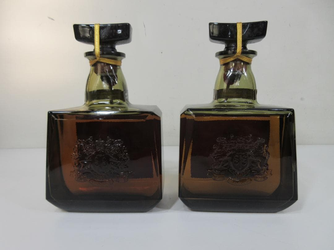 愛知県限定：サントリーウイスキーローヤル60 720ml 86proof