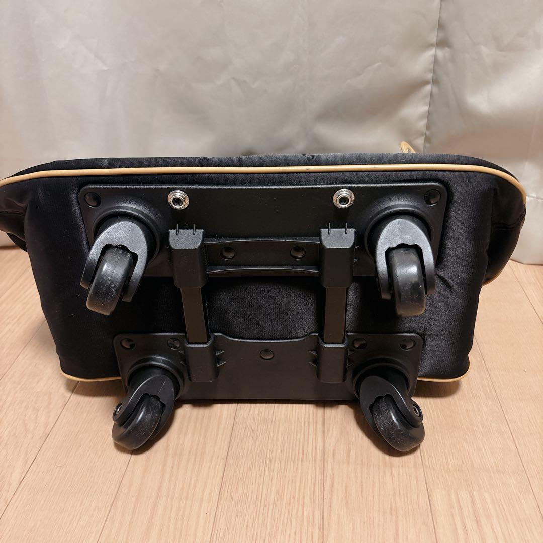 【美品】Kanana project 一体型キャリーバッグ 車輪カバー付