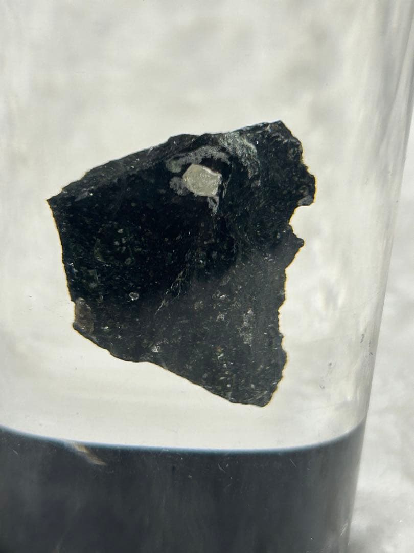 天然ダイヤモンド　天然石　ダイヤモンドオブジェ 　ダイヤ置物　教育用