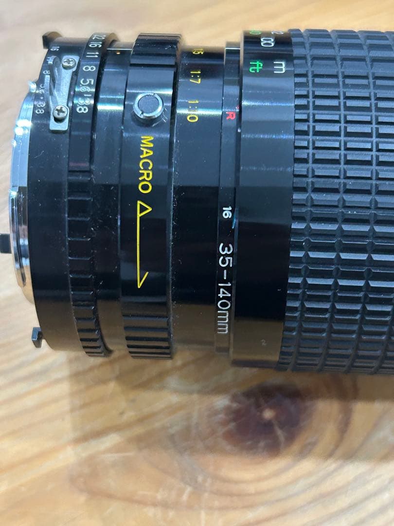 Nikon FG-20 一眼レフカメラ レンズ　フラッシュ　ミニ三脚付き