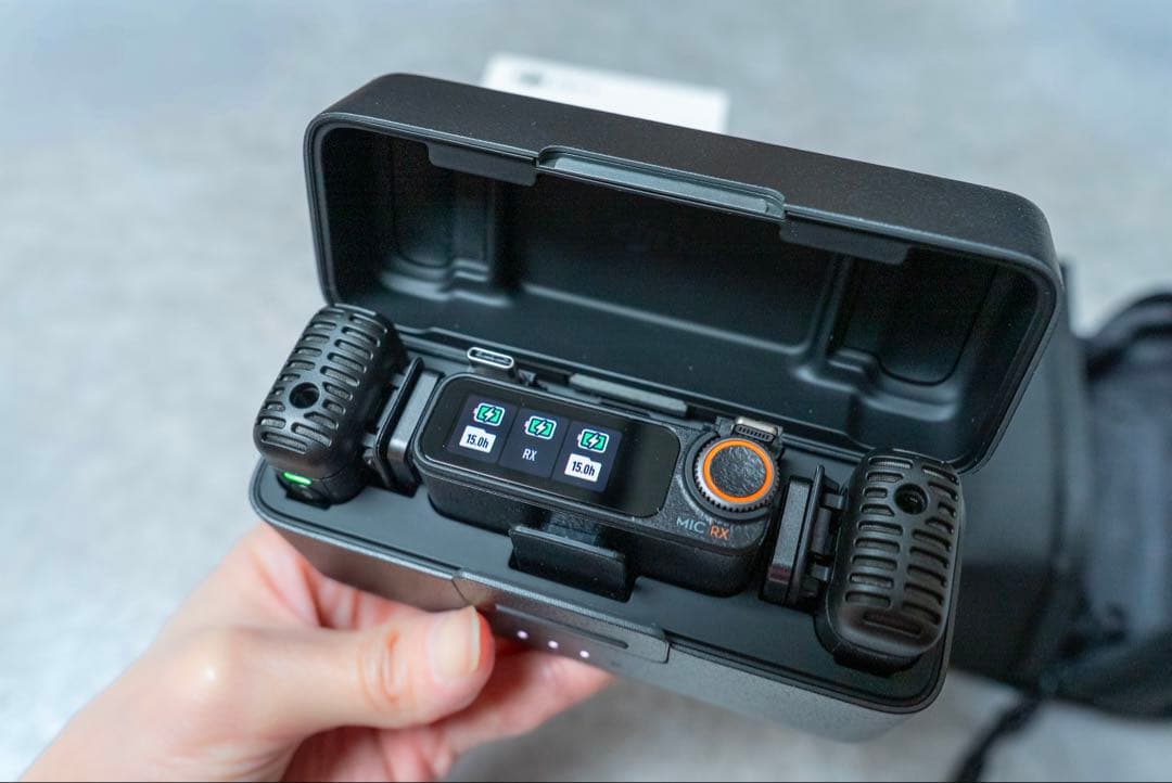 新品未使用●開封のみ！DJI Mic2●3M保護ステッカー装着済み！充電ケース付