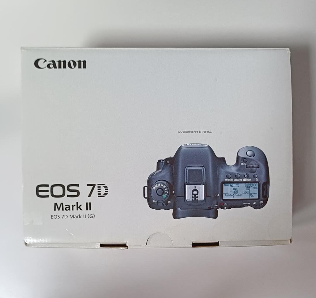 Canon EOS 7D Mark II【外箱、付属品すべて有り】オマケ5つ付き