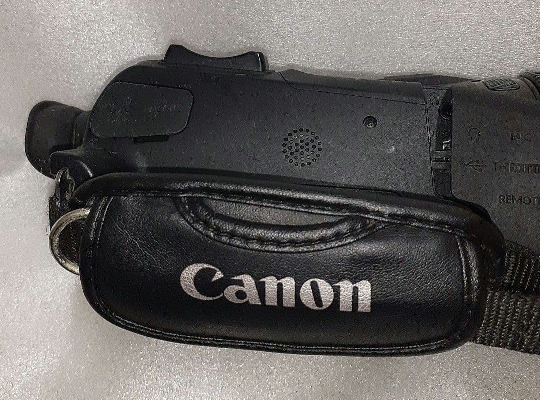 【ジャンク品】Canon HD ビデオカメラ XA20 中古品