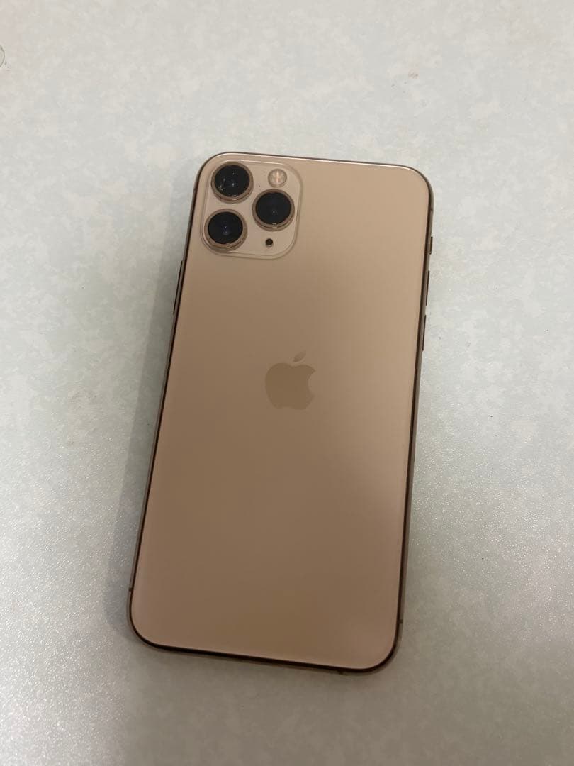 スマートフォン本体 iPhone11pro 64G
