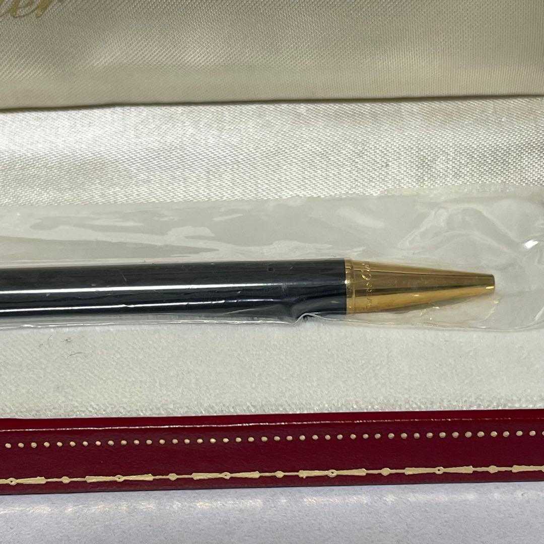 Must de cartierマストドゥカルティエ金色トリニティ黒ボールペン箱付