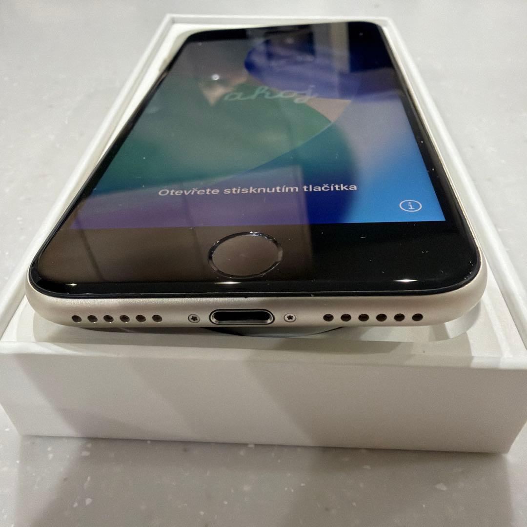 iPhoneSE第3世代 本体128GB
