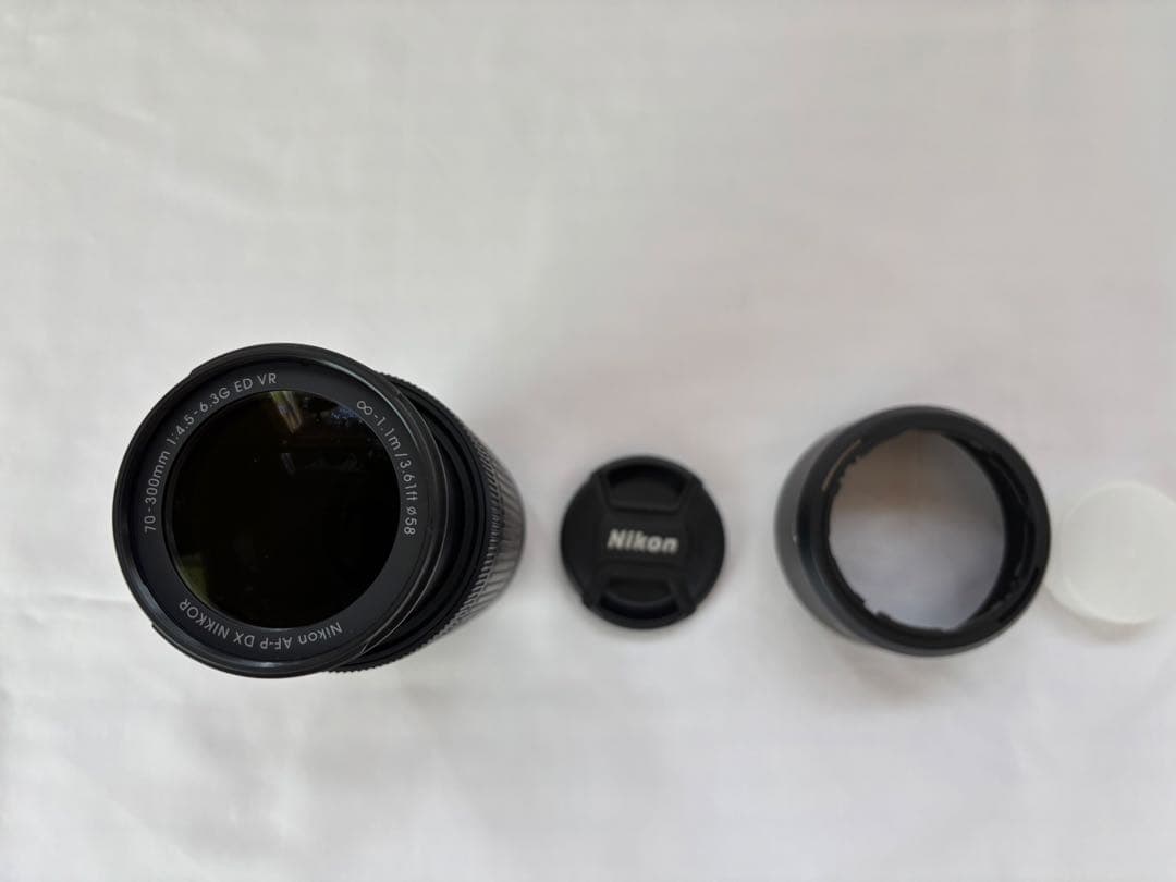 サトNikon D5300 ダブルズームレンズキットデジタル一眼レフカメラ