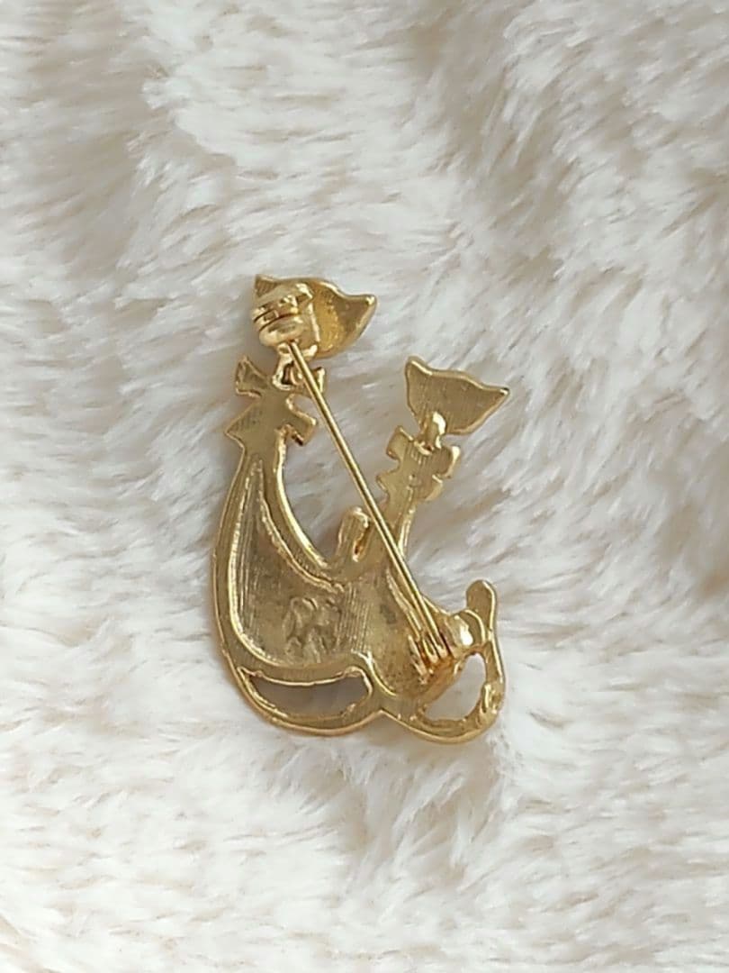真珠　ねこ　ヴィンテージ　アンティーク　アクセサリー　レトロ　一点物