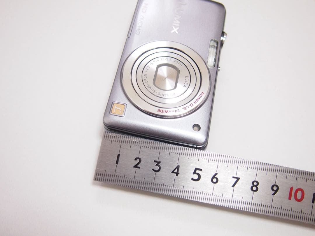 Panasonic Lumix DMC-FX700 美品コンパクトデジタルカメラ