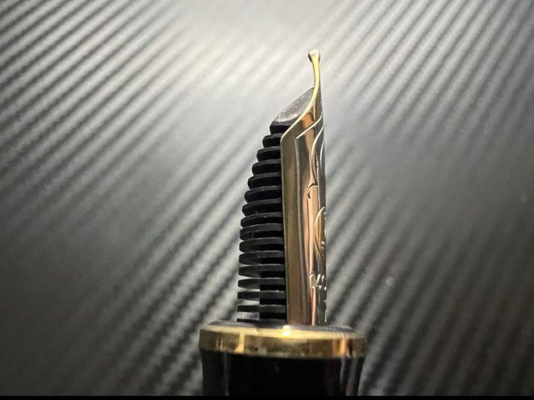 ペリカン スーべレーン M400 万年筆 F 細字 ブラック