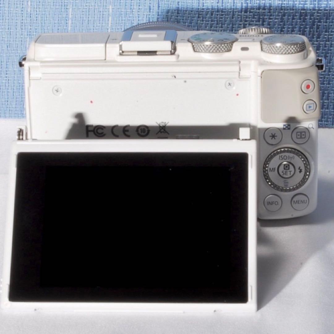 ✨訳あり✨Canon EOS M3 ホワイト❤️2420万画素！Wi-Fiモデル