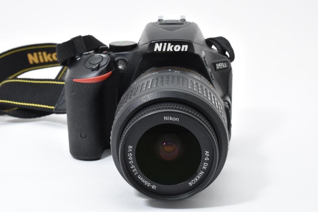 【大人気】 Nikon ニコン D5500 レンズキット デジタル一眼レフカメラ