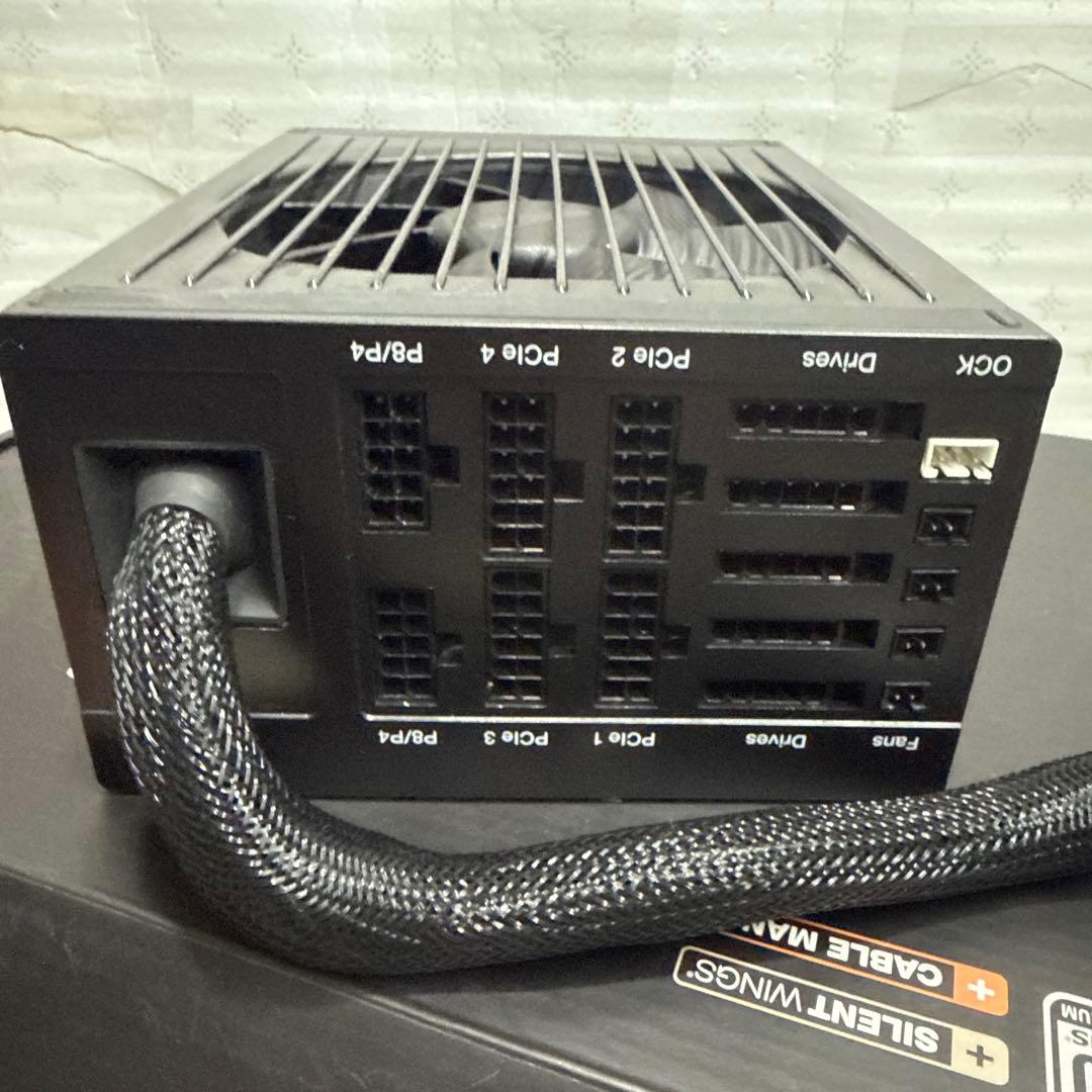 電源ユニット DARK POWER PRO 11 P11-1000W 80 PLUS