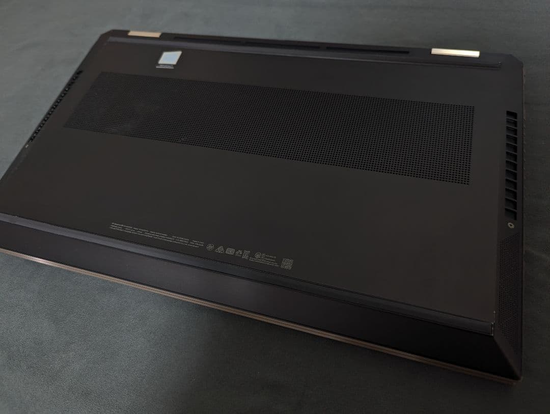HP Spectre x360 15-eb ケース&専用ペン付き