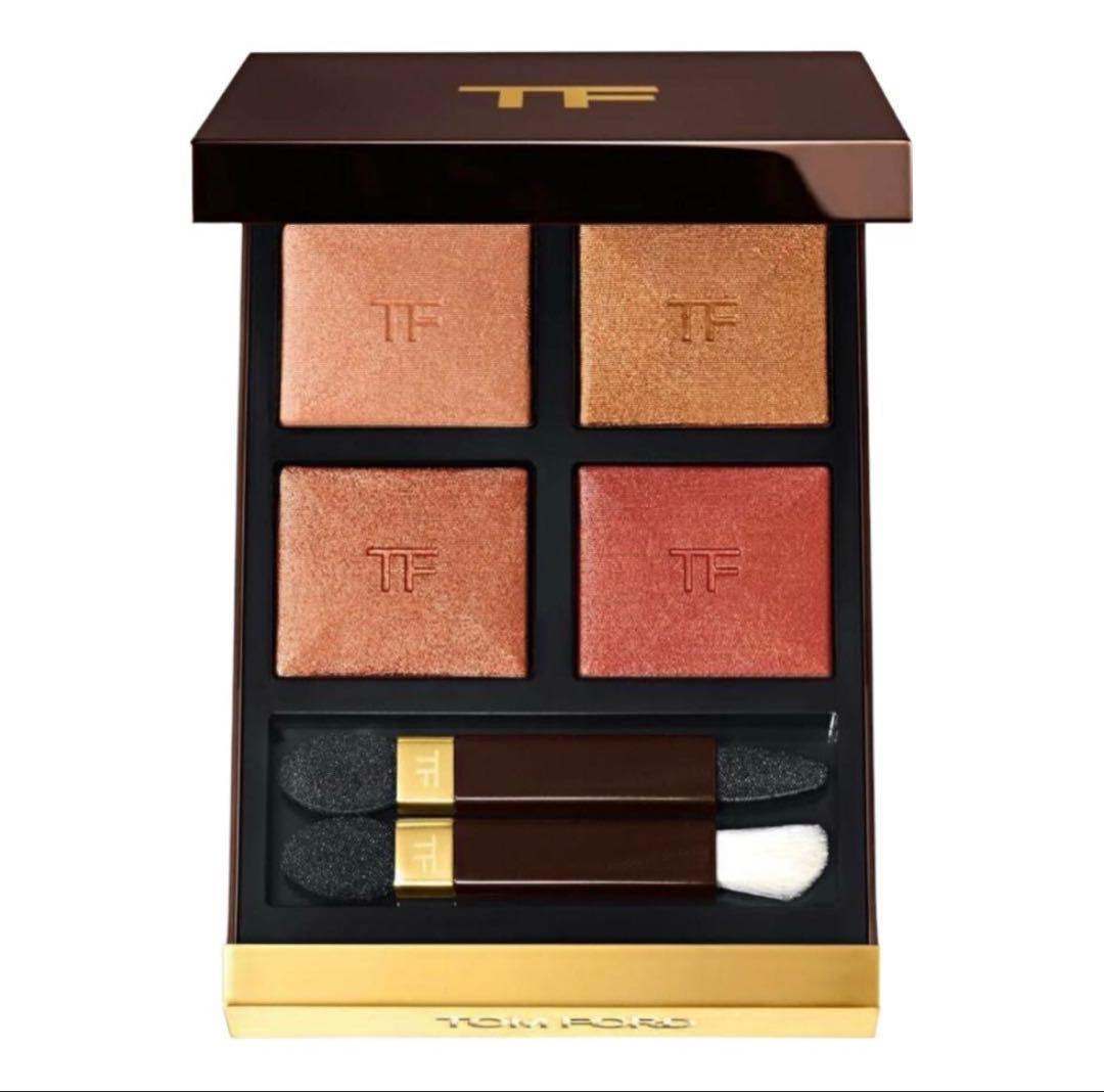 ほぼ未使用TOM FORDトムフォード　アイカラークォード