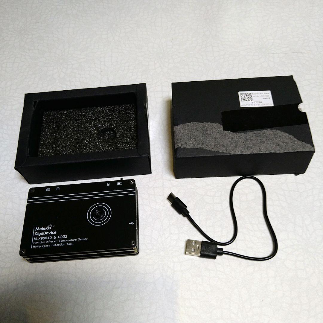 赤外線サーモカメラ　LCD3.2インチ