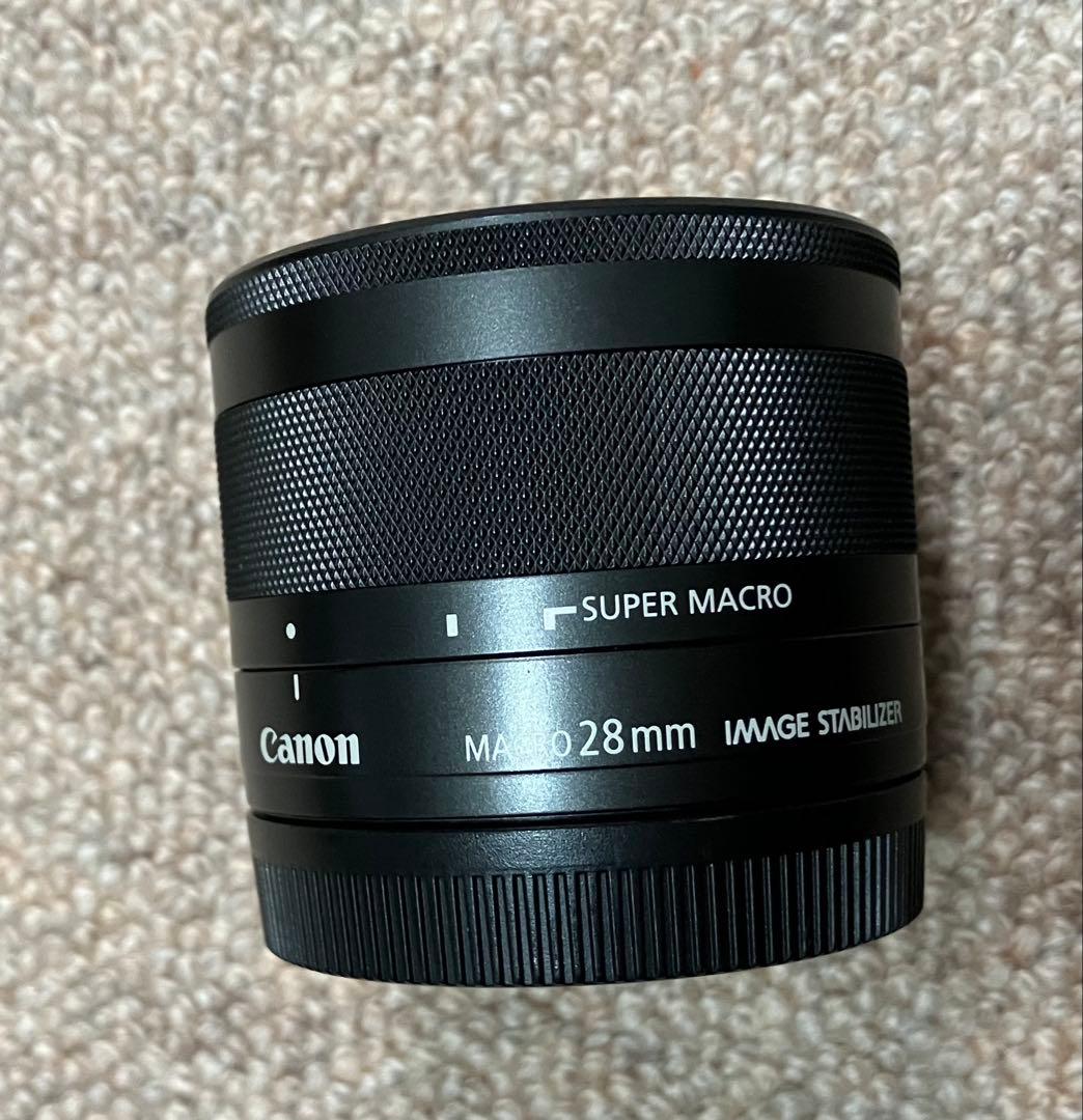 EOS M6 Mark II (シルバー) とレンズ4本 その他アクセサリー