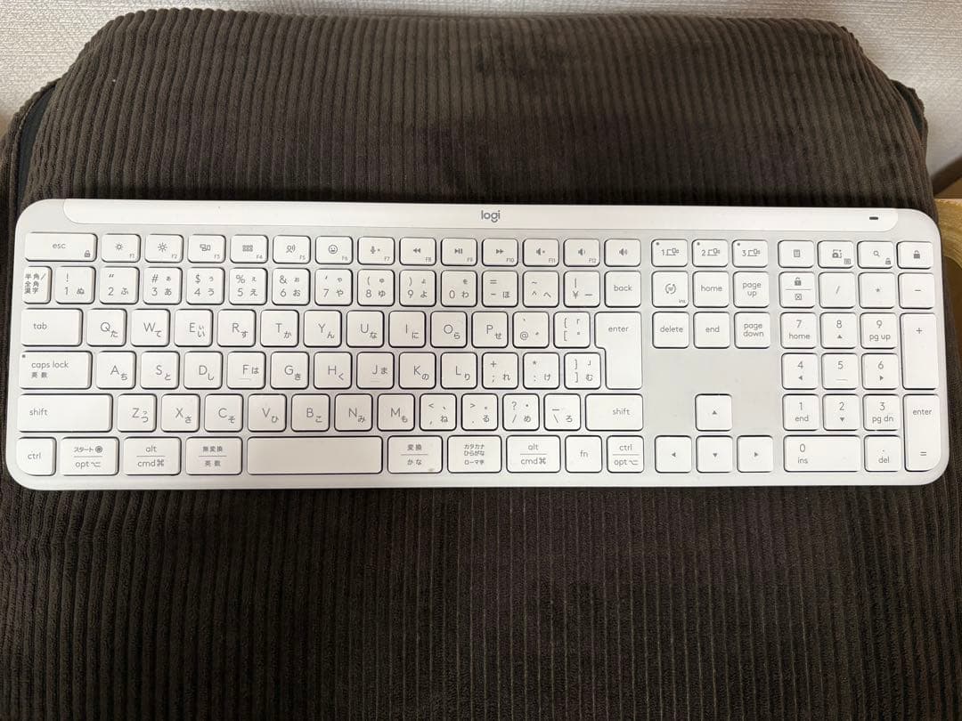 ロジクール SIGNATURES SLIM K950 ワイヤレス美品 1週間使用