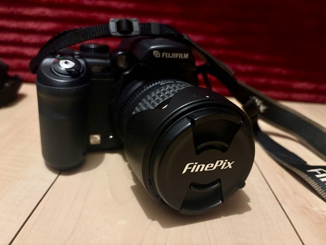 Fujifilm FinePix デジタル一眼レフカメラS9000 セット　美品