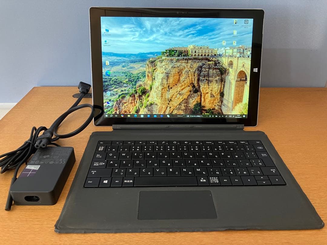 Surface Pro 3 4GB /128GB 2in1タブレット