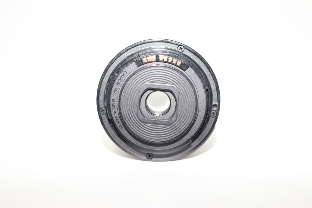 【Canon】EOS Kiss X9 + 18-55mm レンズセット キャノン
